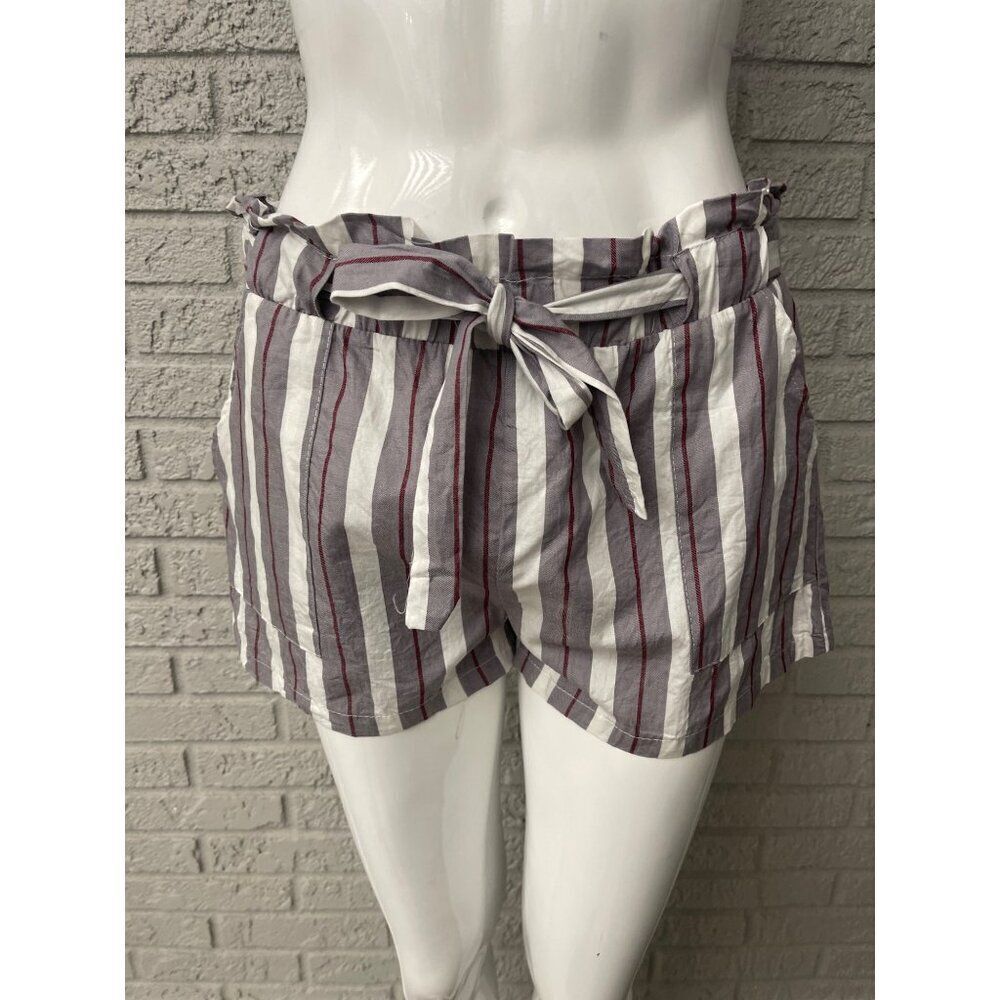 Harmony Girls Striped Paper Bag Style Short Size 6 (juniors)